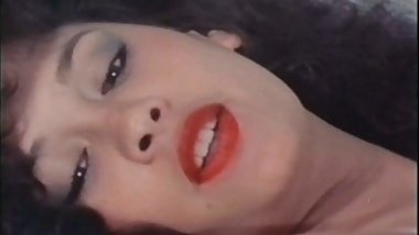 Red Lips Dirty Talking