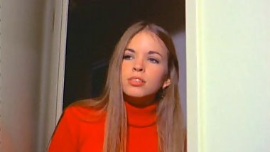 Blonde Peeper Needs More