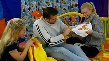 Two blonde Teens and  a Boy - vintage  Teenager Video