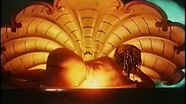 THE NILE SONG - vintage dance tease erotic performance