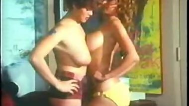 Vintage Big Boobs Fight
