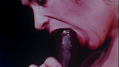 Ebony Cues For Ivory Pockets