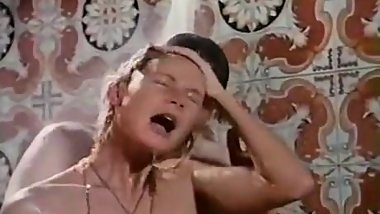 Dominique Saint Claire, Roger Caine in great classic porn