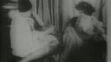 Old Man Shaves and Fists Girl's Cunt (1930s Vintage)