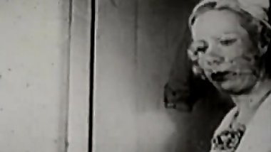 Group Sex with a Lot of Teens (1940s Vintage)