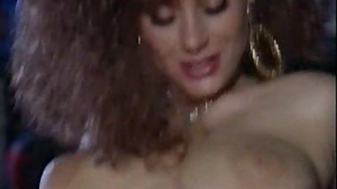 Barmaid Go DP Wild