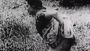 Hard Sex in Green Meadow (1930s Vintage)