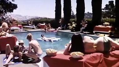 Samantha Morgan, Serena, Elaine Wells in vintage sex video