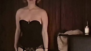 BIG SPENDER - vintage striptease blonde basque lingerie