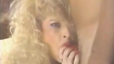 Blonde cowgirl long nails vid