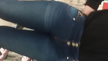 amazing ass and hips and cameltoe