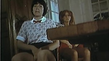 Collegiennes A Tout Faire (1977) with Marylin Jess