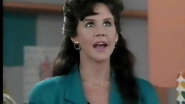 A quick peek at some lovely lace panties!