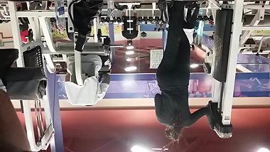 plump gym ass!!!