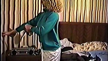 Beautiful California Amateurs V1 ( Nylon panties and slips )