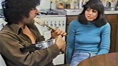 Winter Heat (1976)