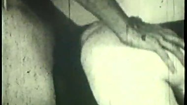 threesome in doggy style - circa 50s