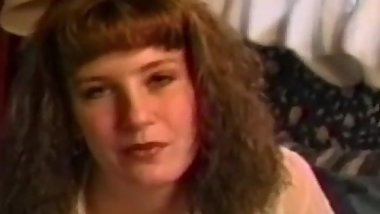 Amateur retro babe doggystyled