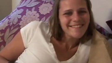 Amateur retro babe cockriding before cumshot