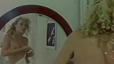 R.V-Grece Retro porn 3