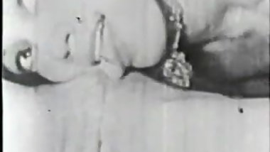 lesbians movie - circa 70s