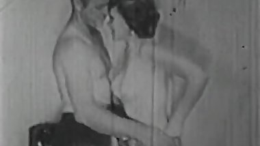 Wife Invites  sister to Fuck Party (1970s Vintage)