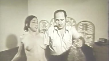 Cutie gets Fucked by Her Doctor (1960s Vintage)