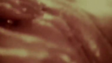 Hot Girl Masturbates like Mad (1970s Vintage)