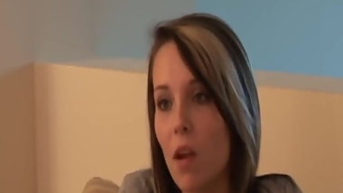 Classic amateur babe cumsprayed in mouth