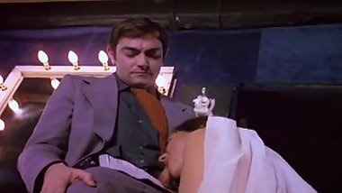 Langue De Velours (1976)
