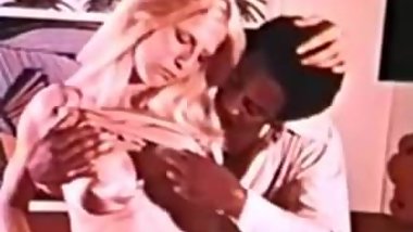 Diamond Collection 119 - Stoned Fox.mp4