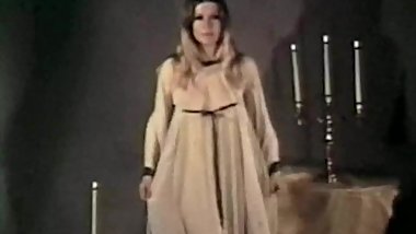 SEASON OF THE WITCH - vintage 60's hairy tease
