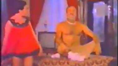 KAZIM KARTAL - KALLES SIKICI ADAM