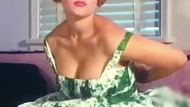 SO RIGHT - vintage 60's cheesecake strip