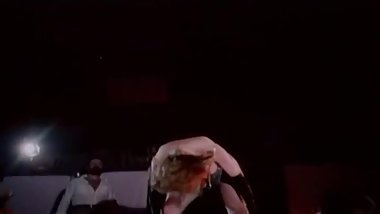 Striptease Kitten big Tits