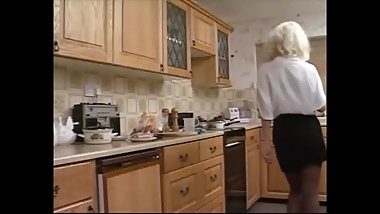 Stephanie Brews in the kitchen