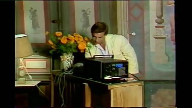 Nuits D'orgie A L'Hotel Du Vice