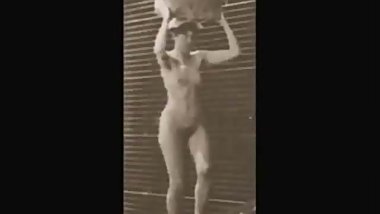 Muybridge's Victorian Ladies No.1