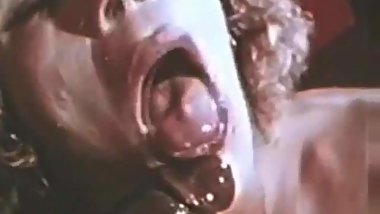 Vintage Blowjob-Dance With CumPlay