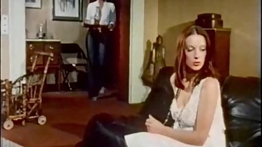 Pornoshow 1970s Loop with massive oral creampies