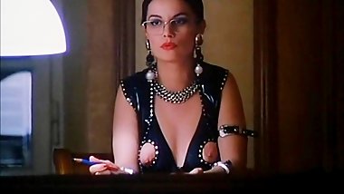 Moglie italiana viene inculata come una puttana