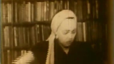 Twins Love to Fuck the Same Pussy