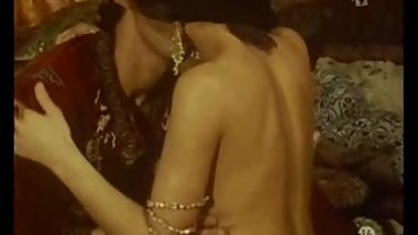 Serie Rose 23 - L experte Halima