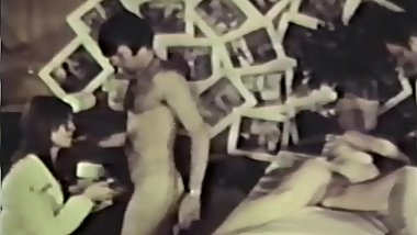 Peepshow Loops 376 1970's - Scene 2
