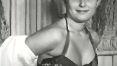 Softcore Nudes 553 40's and 50's - Scene 2