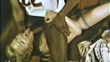 Peepshow Loops 230 70s and 80s - Scene 1