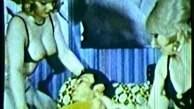 Peepshow Loops 208 70s and 80s - Scene 3