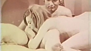 Peepshow Loops 324 1970s - Scene 2