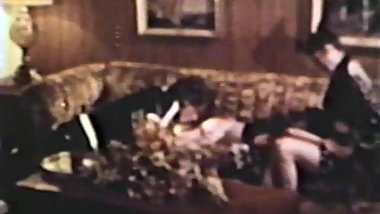 Peepshow Loops 329 1970s - Scene 4