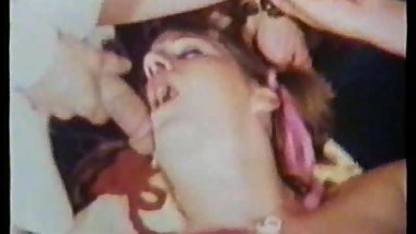 Peepshow Loops 92 70's and 80's - Scene 3